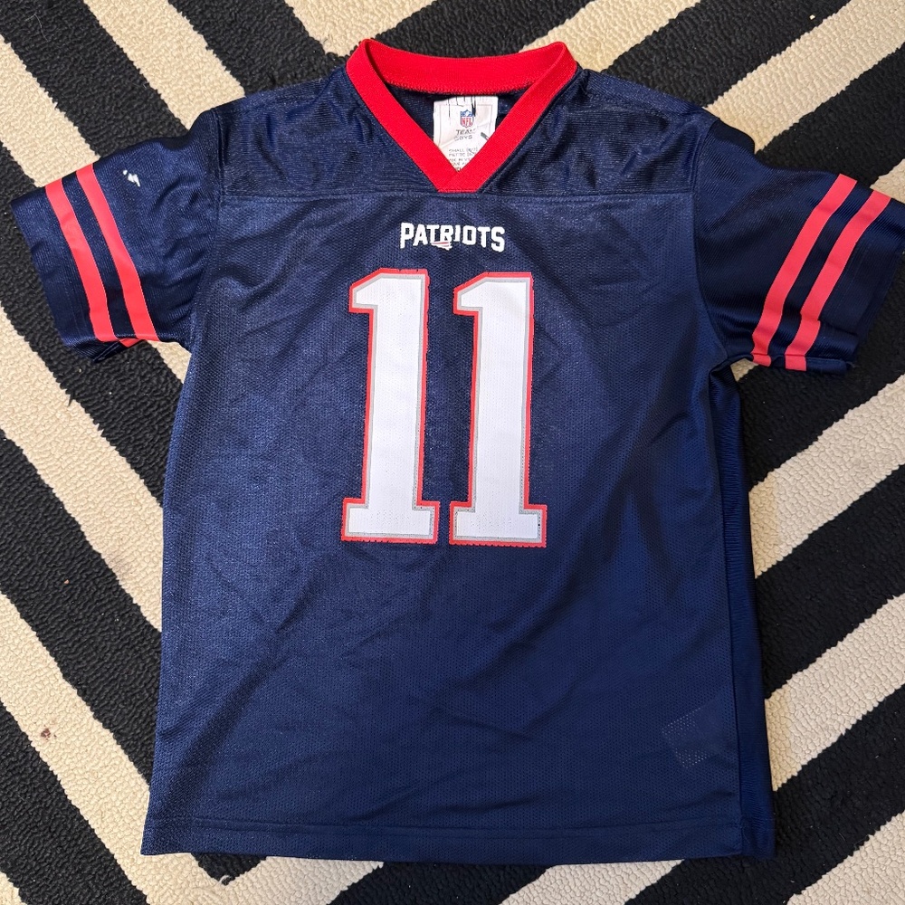 Boys NFL England Patriots Jersey #11 Julian Edelman Size S 6/7